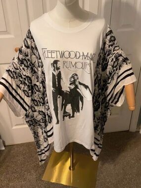 Fleetwood Mac White Rumours Upcycled Graphic T-Shirt with Flowy Sleeves OSFM